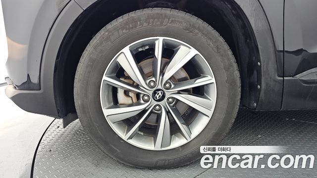 Hyundai Santafe 2019 — photo 5