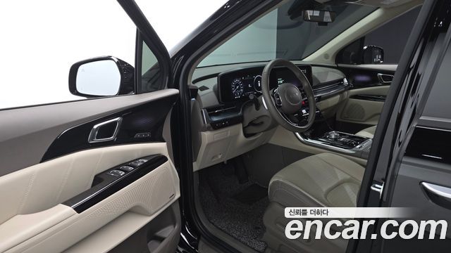 Kia Canival 2023 — photo 13