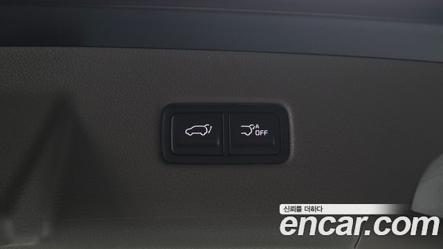Kia Canival 2023 — photo 26