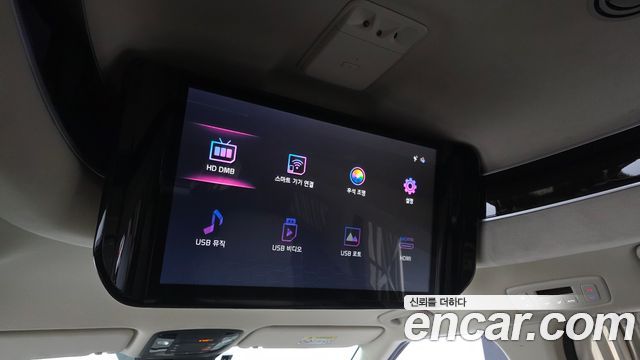 Kia Canival 2023 — photo 30
