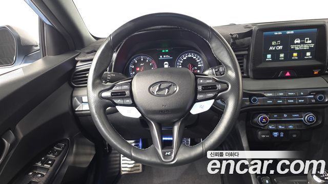 Hyundai Veloster 2019 — photo 19