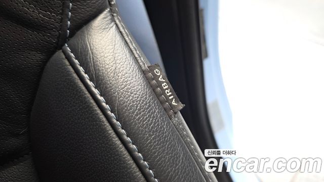 Hyundai Veloster 2019 — photo 29