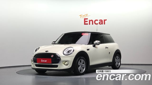 Mini Cooper 2018 — photo 31