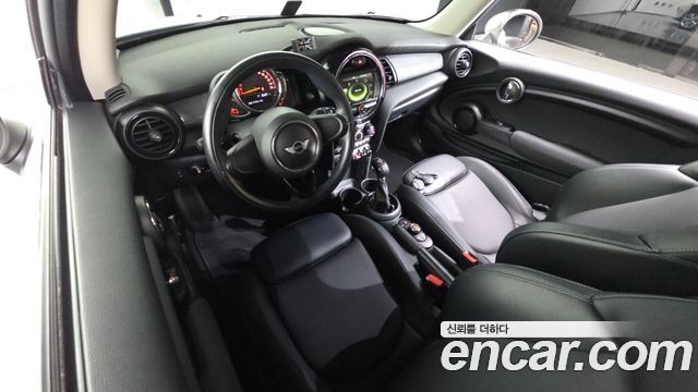 Mini Cooper 2018 — photo 10