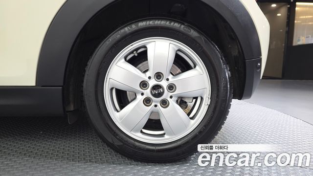 Mini Cooper 2018 — photo 7