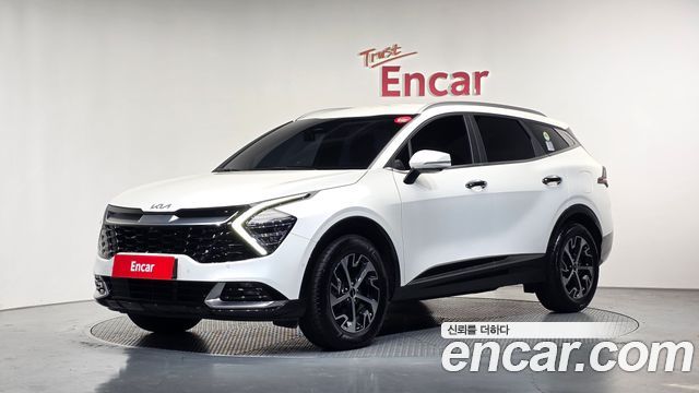 Kia Sportage 2023 — photo 1