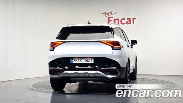 Kia Sportage 2023 — photo 4