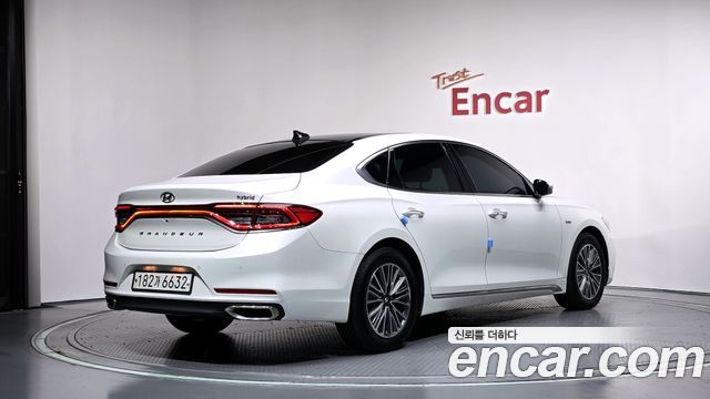 Hyundai Grandeur 2018 — photo 2
