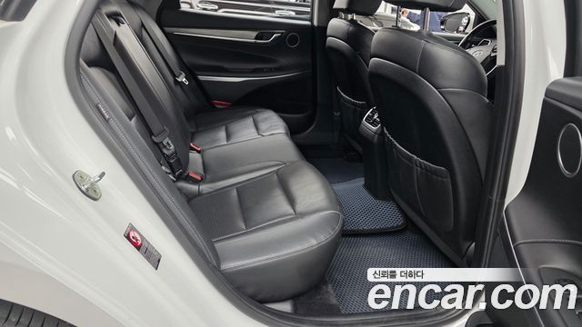 Hyundai Grandeur 2018 — photo 12
