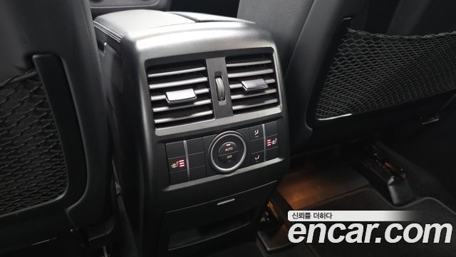 Mercedes-Benz M-class 2015 — photo 24