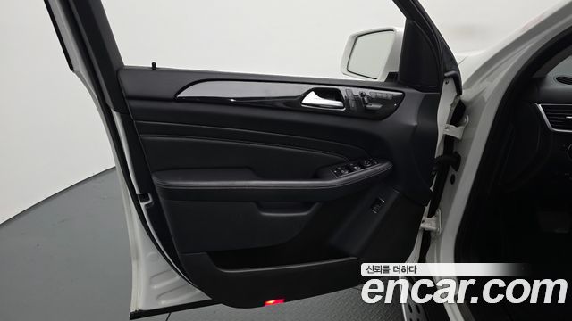 Mercedes-Benz M-class 2015 — photo 14