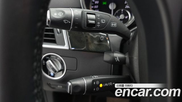 Mercedes-Benz M-class 2015 — photo 35