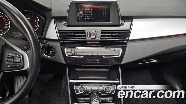 BMW 2-Series 2016 — photo 14