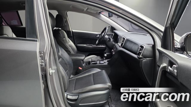 Kia Sportage 2016 — photo 17