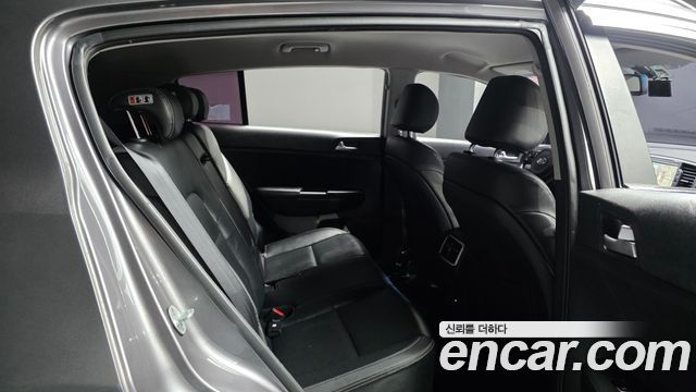 Kia Sportage 2016 — photo 18