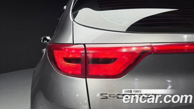 Kia Sportage 2016 — photo 9