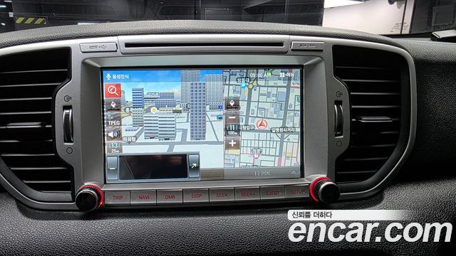 Kia Sportage 2016 — photo 28