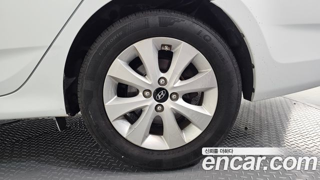 Hyundai Accent 2017 — photo 7