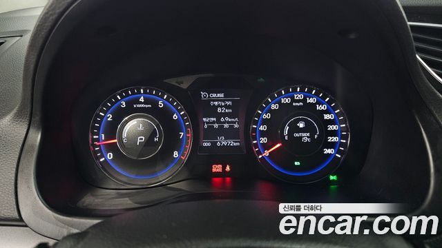 Hyundai i40 2016 — photo 11