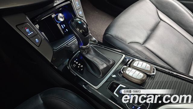 Hyundai i40 2016 — photo 12