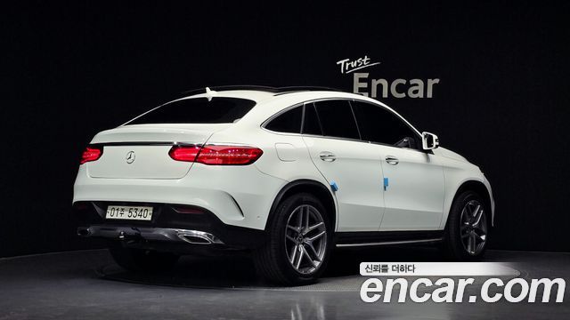 Mercedes-Benz GLE-Class 2017 — photo 2