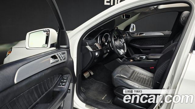 Mercedes-Benz GLE-Class 2017 — photo 10