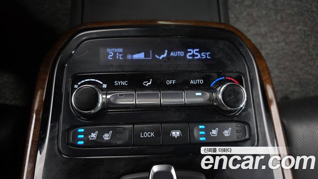 Genesis EQ900 2018 — photo 19
