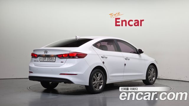 Hyundai AVANTE 2016 — photo 2