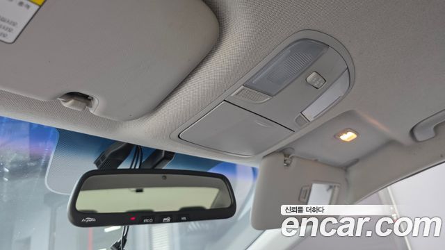 Hyundai AVANTE 2016 — photo 19
