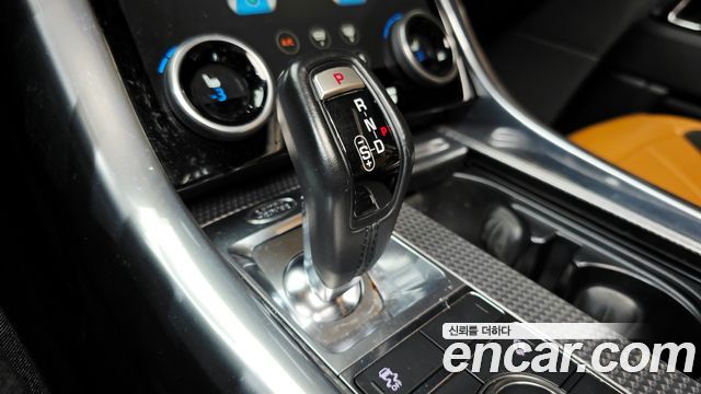 Land Rover Range Rover Sport 2019 — photo 9