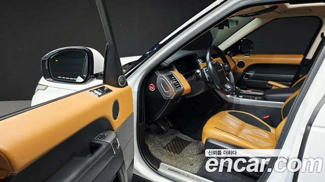 Land Rover Range Rover Sport 2019 — photo 10