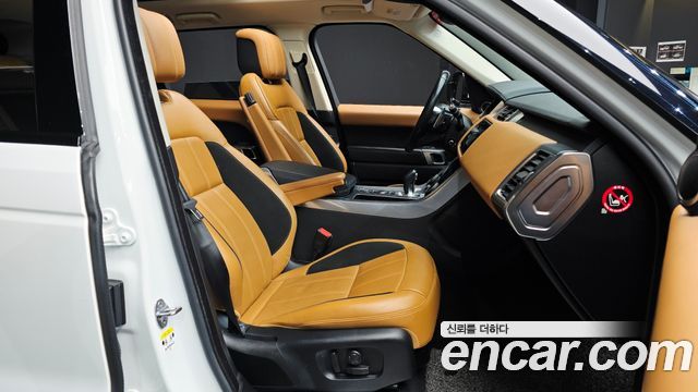 Land Rover Range Rover Sport 2019 — photo 12