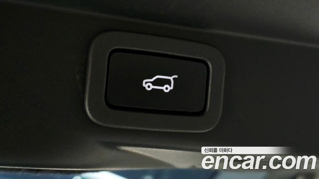 Land Rover Range Rover Sport 2019 — photo 18
