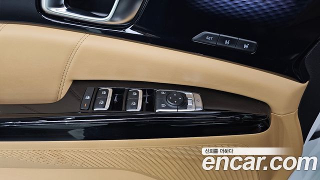 Kia Canival 2023 — photo 23