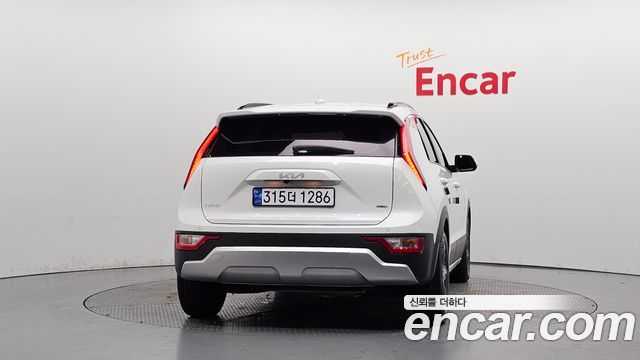 Kia Niro 2022 — photo 4