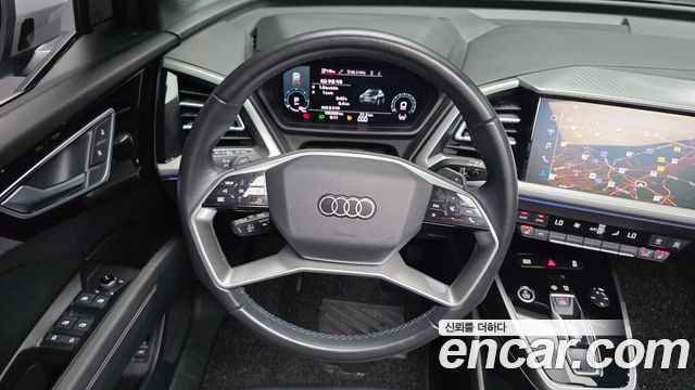Audi Q4 e-tron 2022 — photo 21