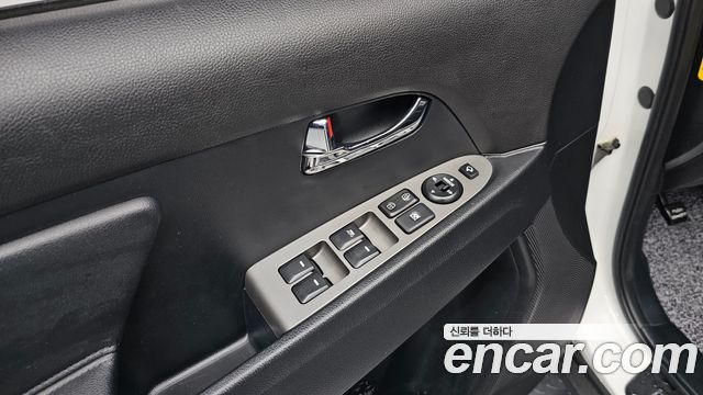 Kia Sportage 2014 — photo 17