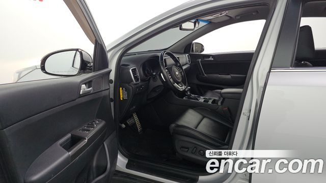 Kia Sportage 2019 — photo 10