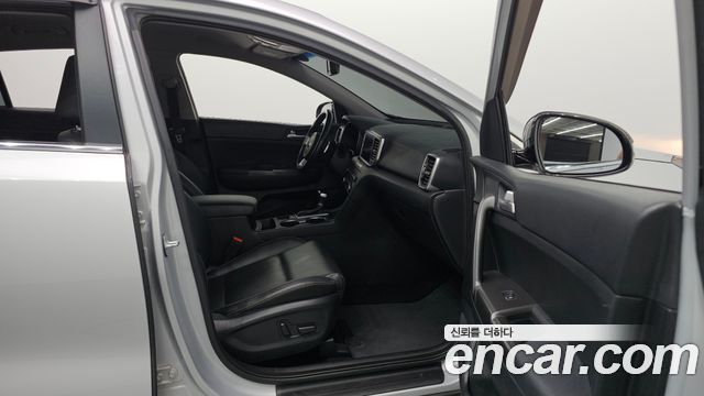 Kia Sportage 2019 — photo 18