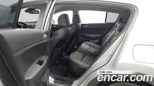 Kia Sportage 2019 — photo 19