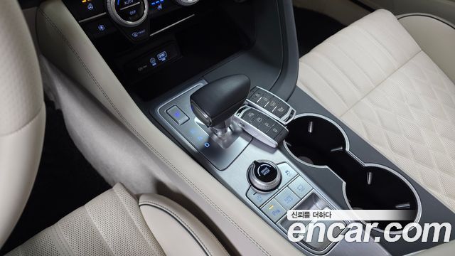 Genesis G70 2020 — photo 12
