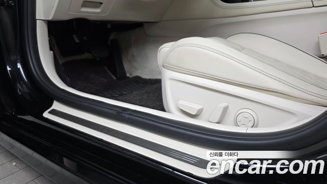 Genesis G70 2020 — photo 31