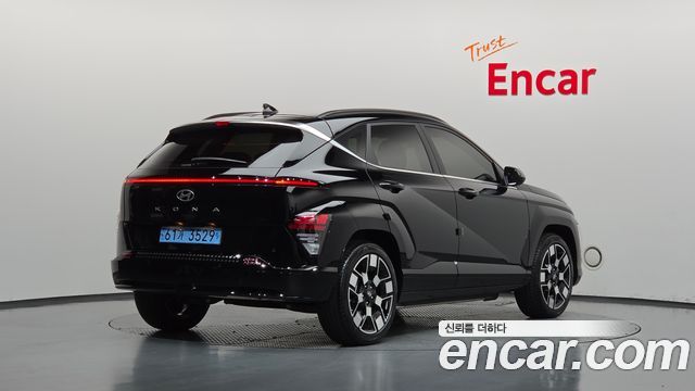 Hyundai Kona 2023 — photo 2