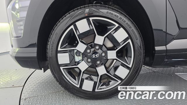Hyundai Kona 2023 — photo 5