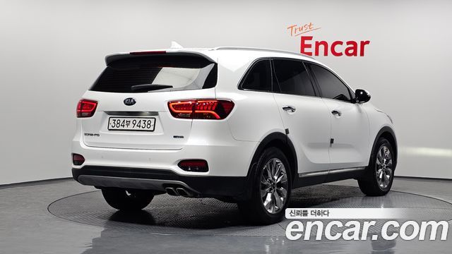 Kia Sorento 2018 — photo 2