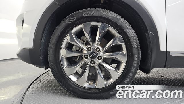 Kia Sorento 2018 — photo 5