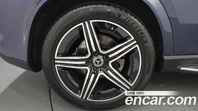 Mercedes-Benz GLE-Class 2023 — photo 5