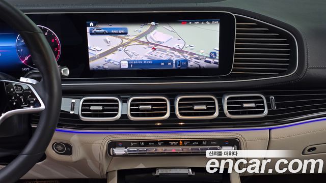 Mercedes-Benz GLE-Class 2023 — photo 18