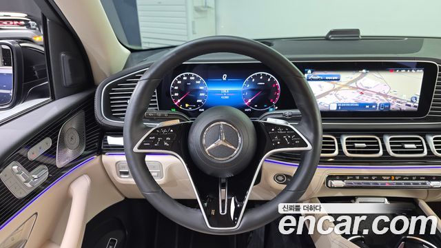 Mercedes-Benz GLE-Class 2023 — photo 19