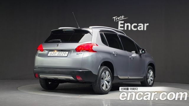 Peugeot 2008 2015 — photo 2